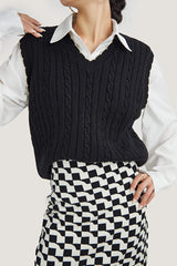 Cable Knit Contrast Strip Trimmed Sweater Vest