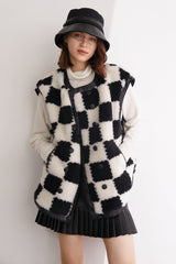 Stearns Black Checkerboard Teddy Vest
