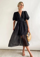 Beautiful square pattern fabric puff sleeve midi