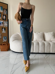 Cropped Cami Top With Lnner Black Bra