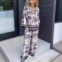 V-neck long-sleeved printed casual suit
