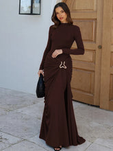 Solid Color Round Neck Long Sleeve Dresses