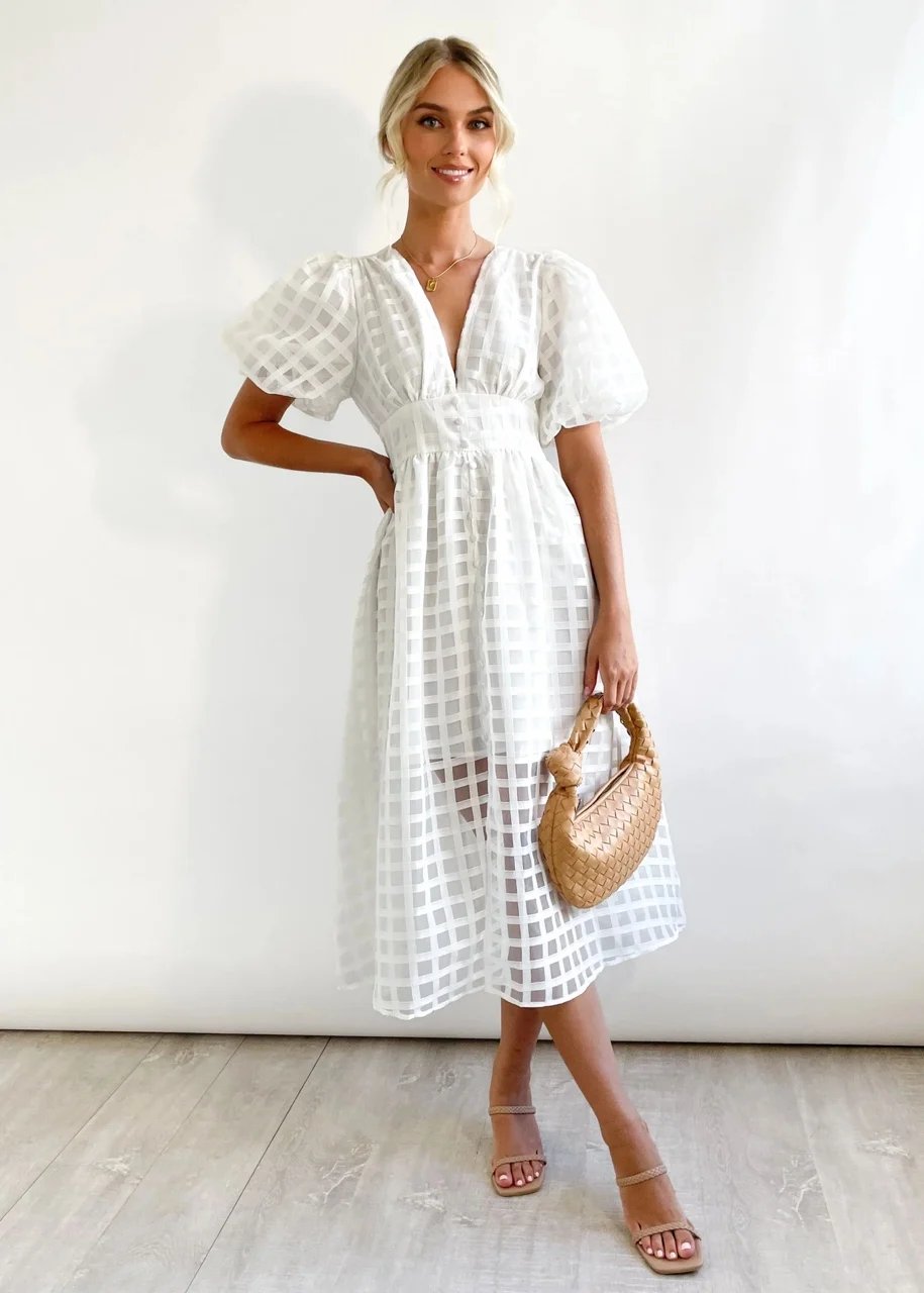 Beautiful square pattern fabric puff sleeve midi