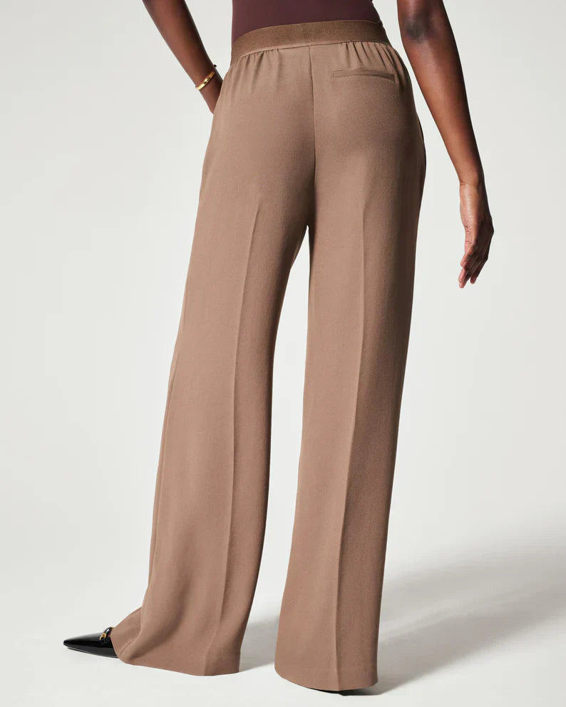 Crepe Pleated Pants