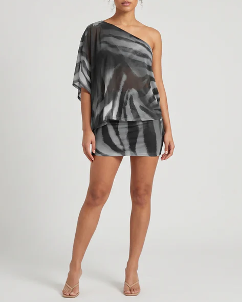 Claw Print One-Shoulder Top with Cape & Bodycon Skirt Set