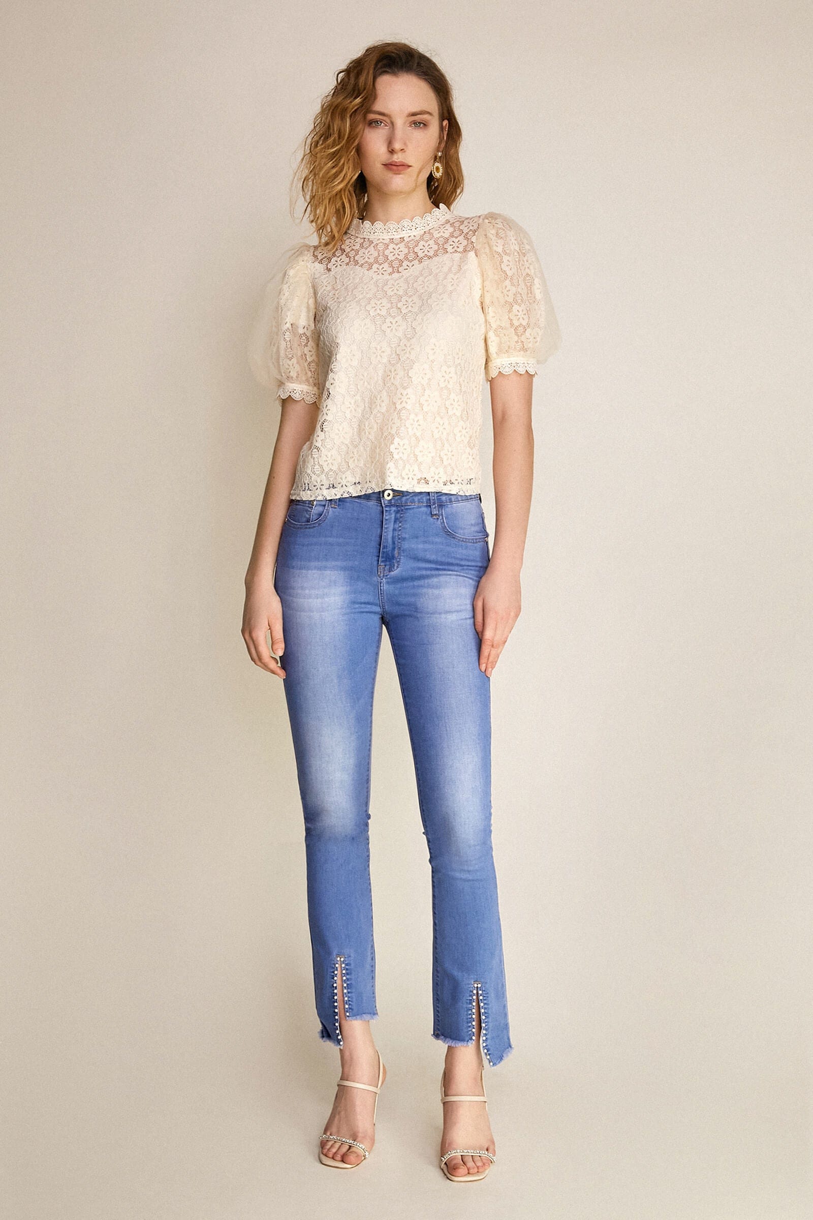 Ivory Floral Lace Round Neck Puff Sleeve Blouse