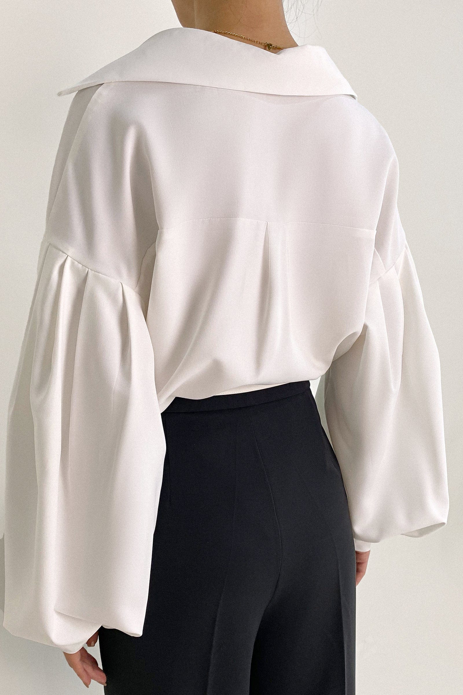 White Button-Up Lantern Sleeve Shirt