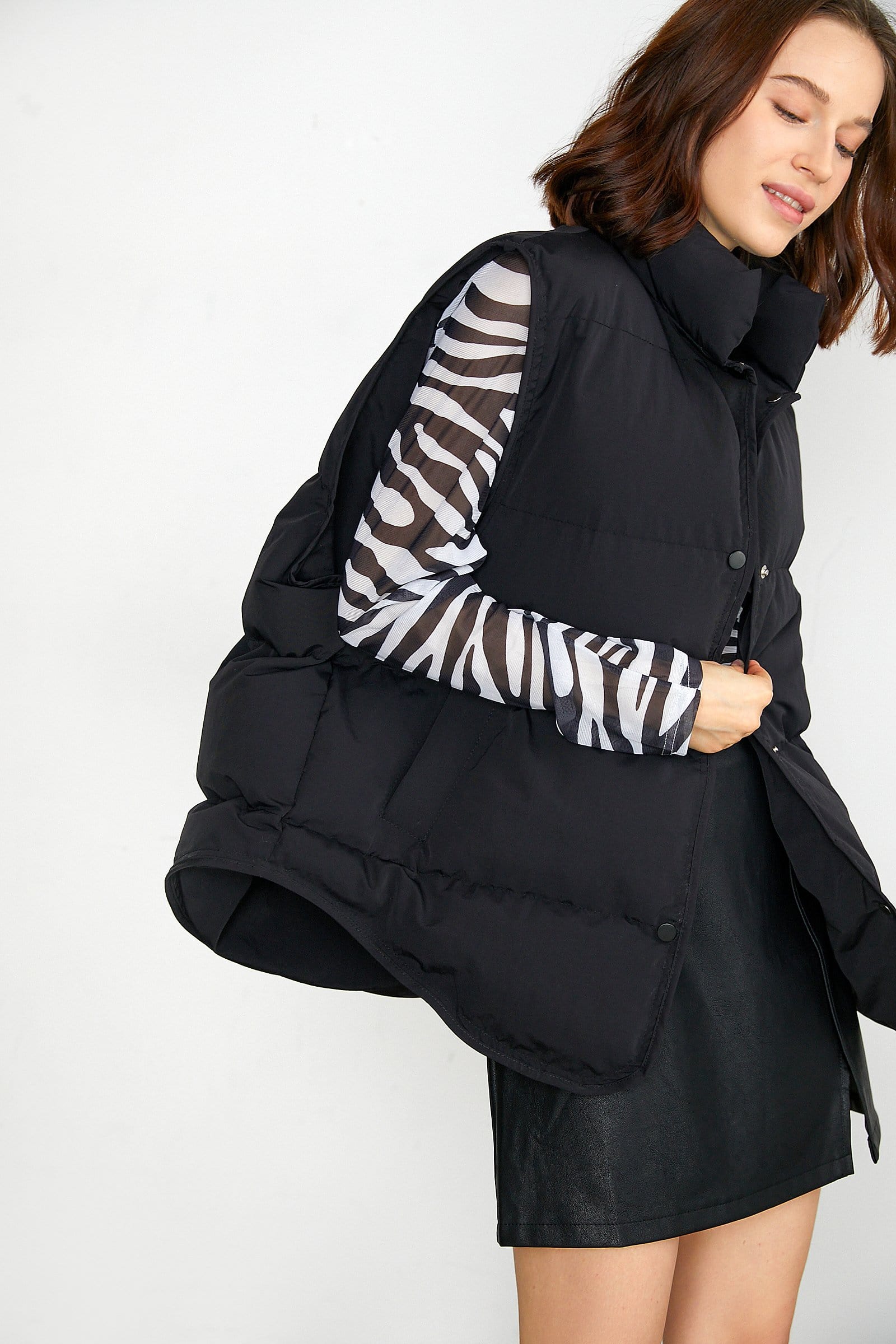 Nomi Black Stand Collar Puffer Vest