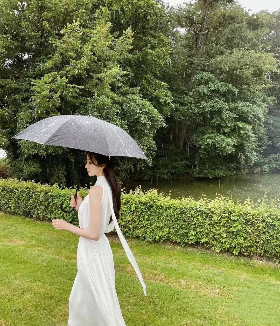 White Sleeveless Pleat Detail Spaghetti Strap Midi Dress