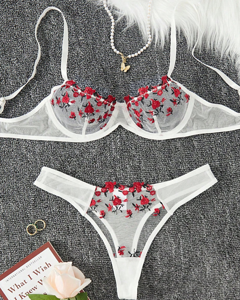 Women's Lace Flower Underwire Bra Set