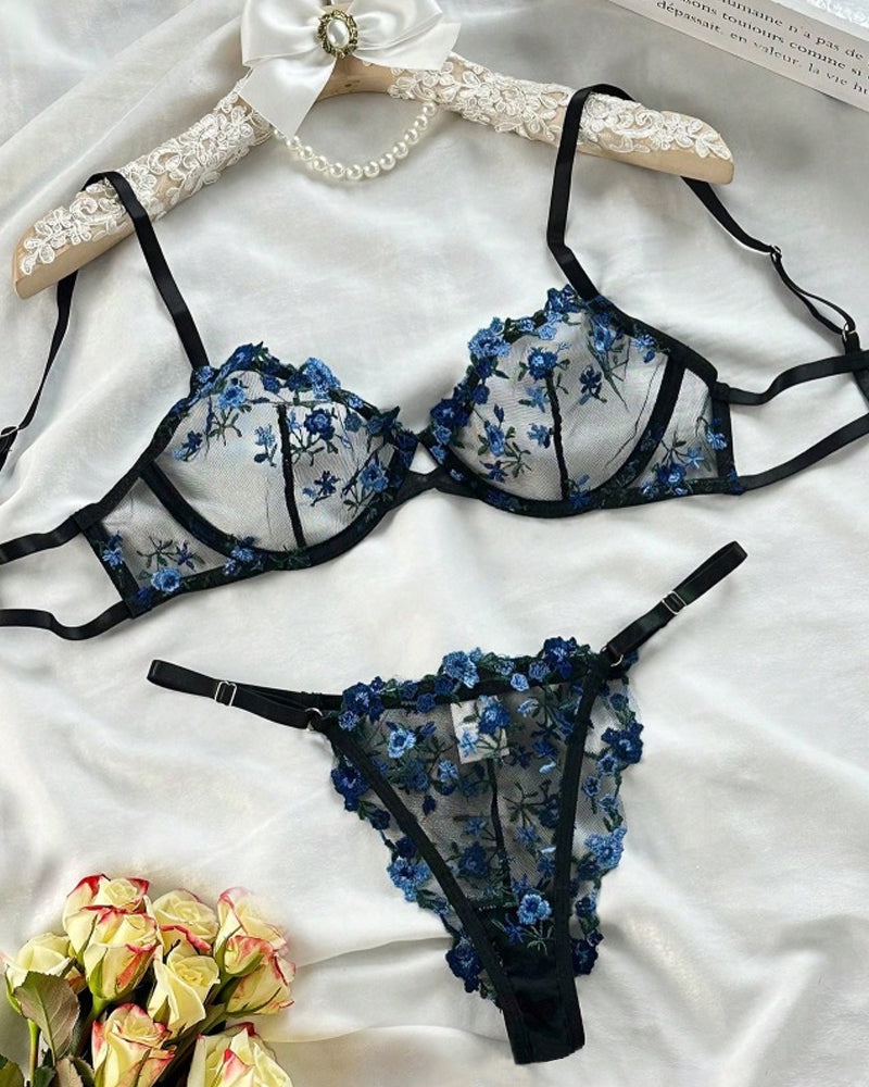 Lace Flower Embroidery Lingerie Set