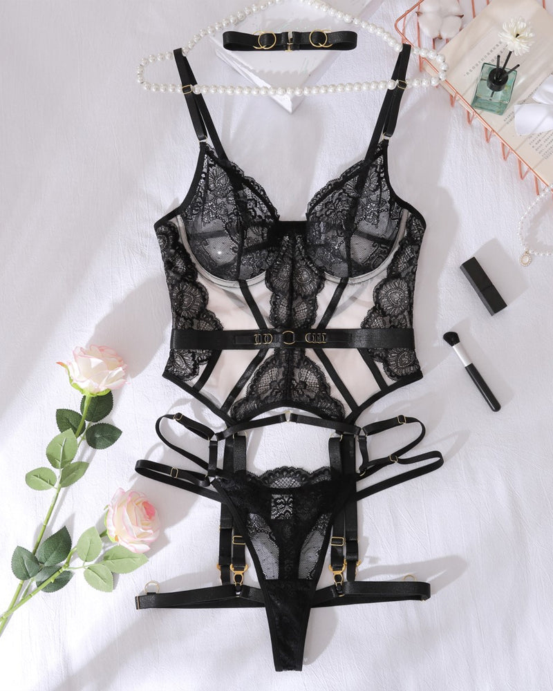 Metal Buckle Decorated Lace See-through Lingerie Set