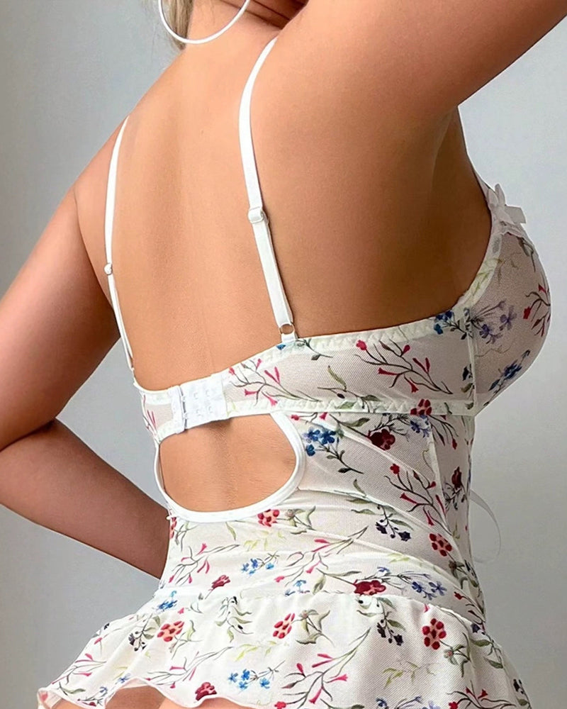 Floral Lace Stitching Stretch Mesh Pajamas and Stockings Set