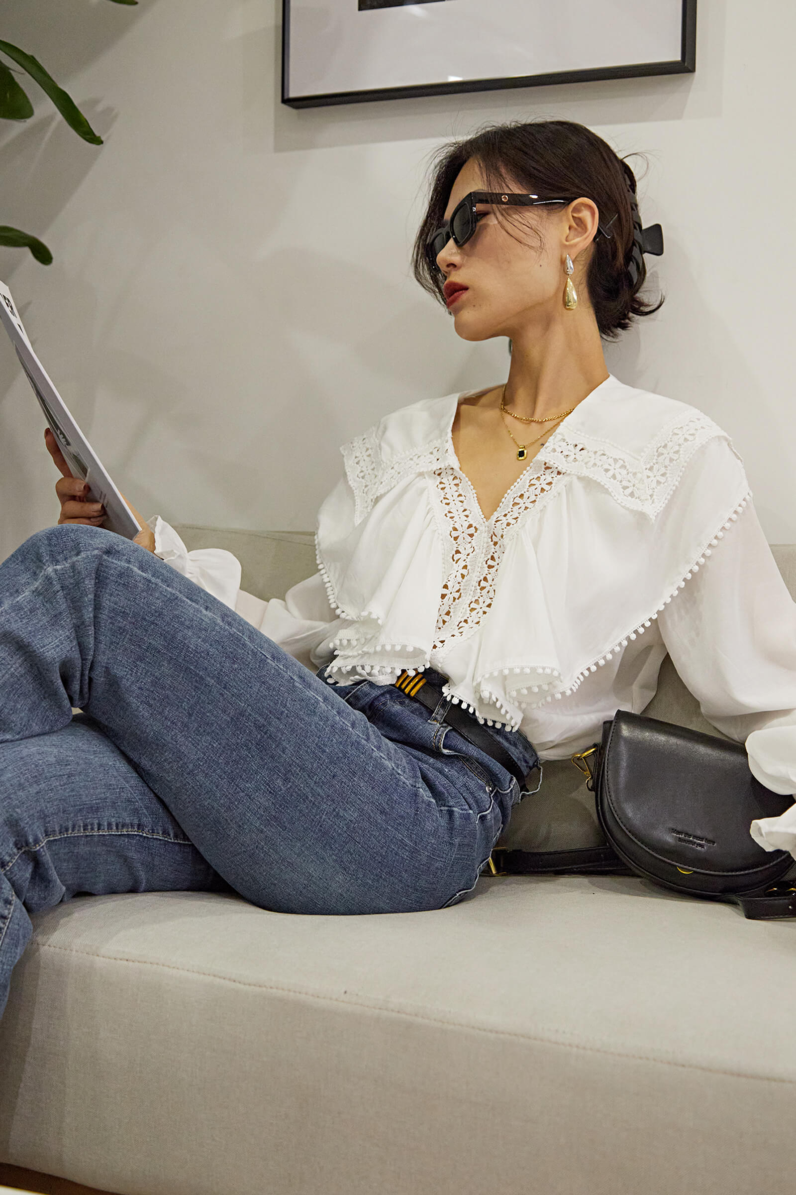 White Doll-Collar Bell Sleeve Blouse