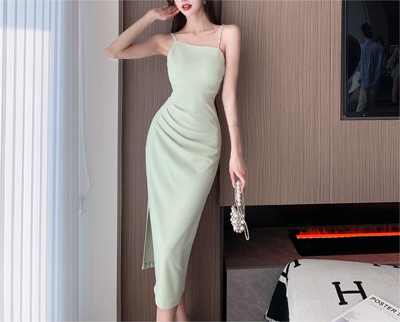 Green Off-the-Shoulder Spaghetti Strap Midi Dress