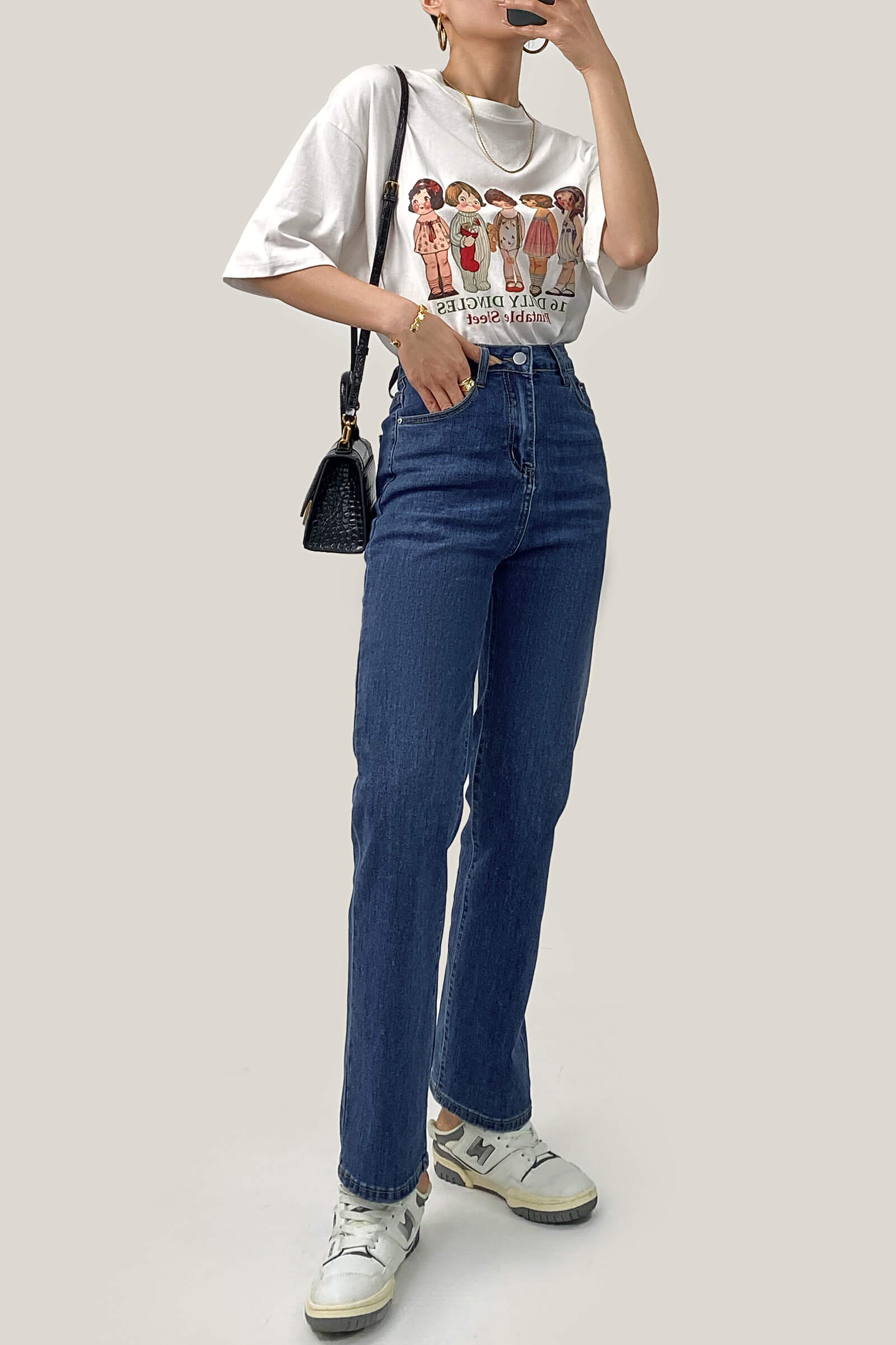 White Relaxed Fit Graphic T-shirt