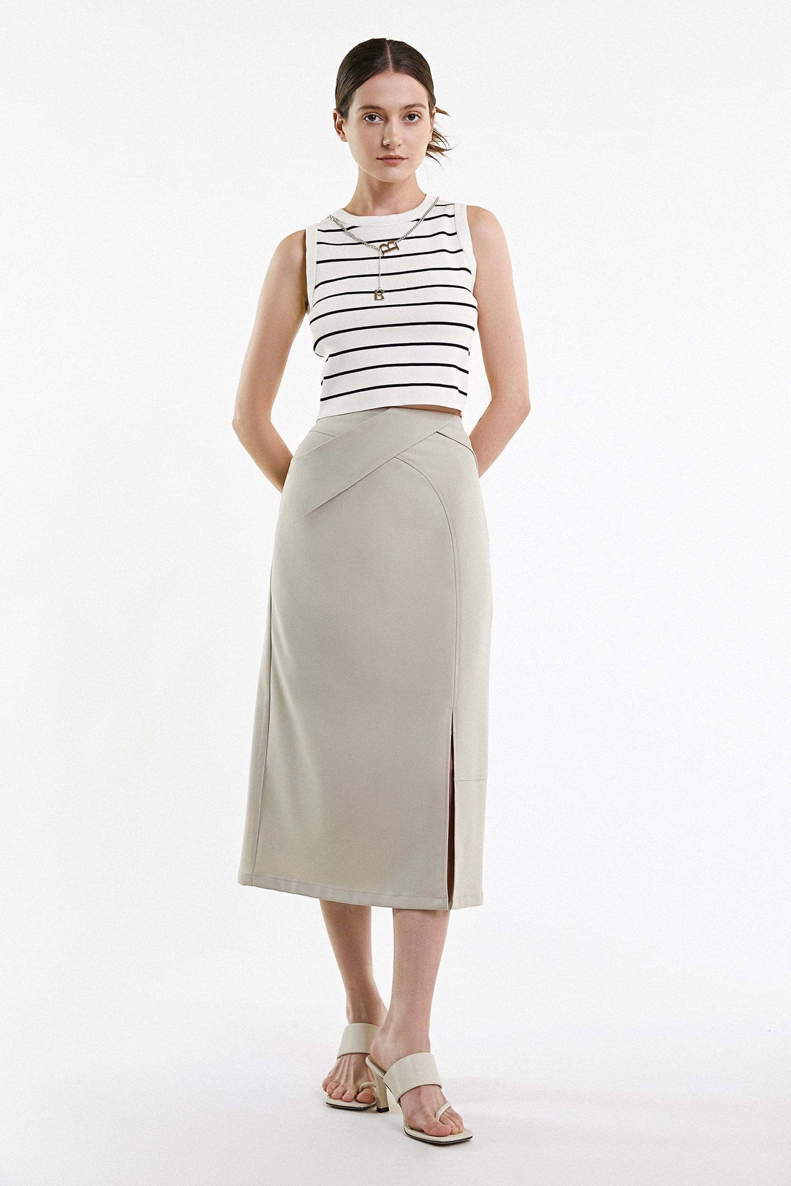 White Chain Necklace Detail Striped Cropped Tank Top