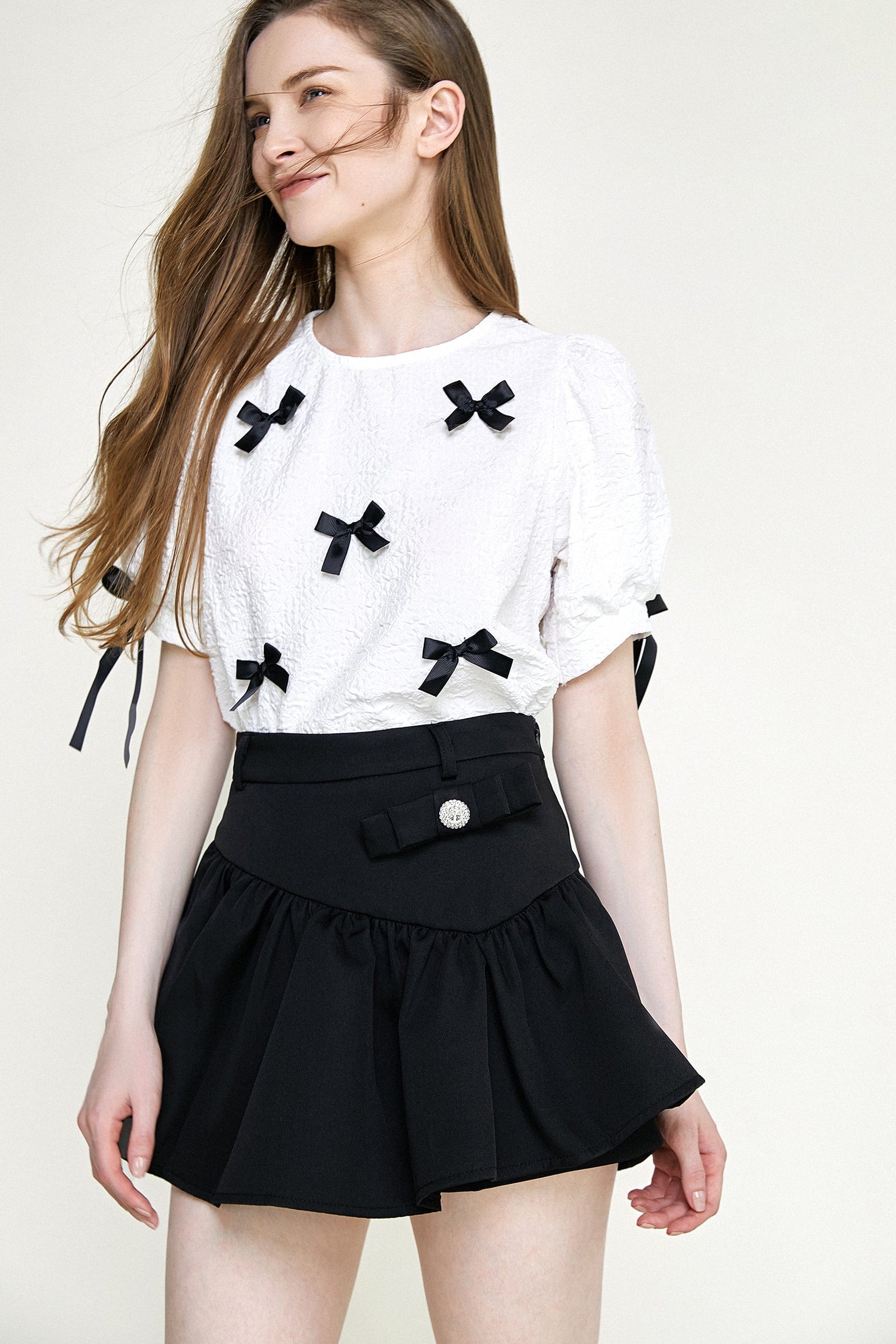 White Textured Bowknot Decor Puff Sleeve Blouse