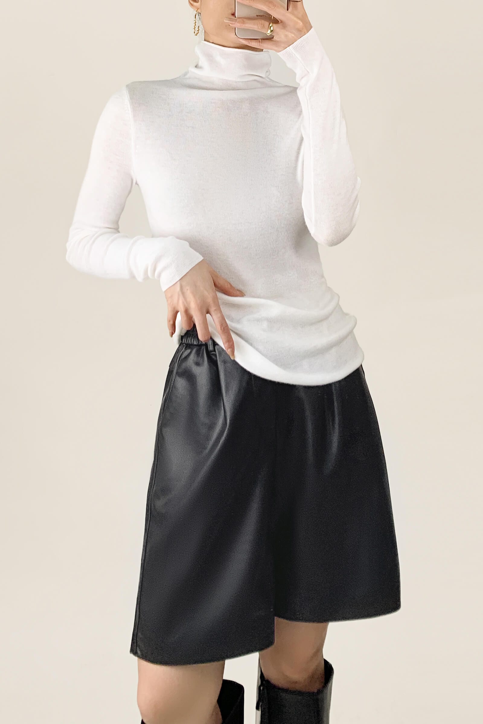 White Basic Wool-Blend Turtleneck Sweater
