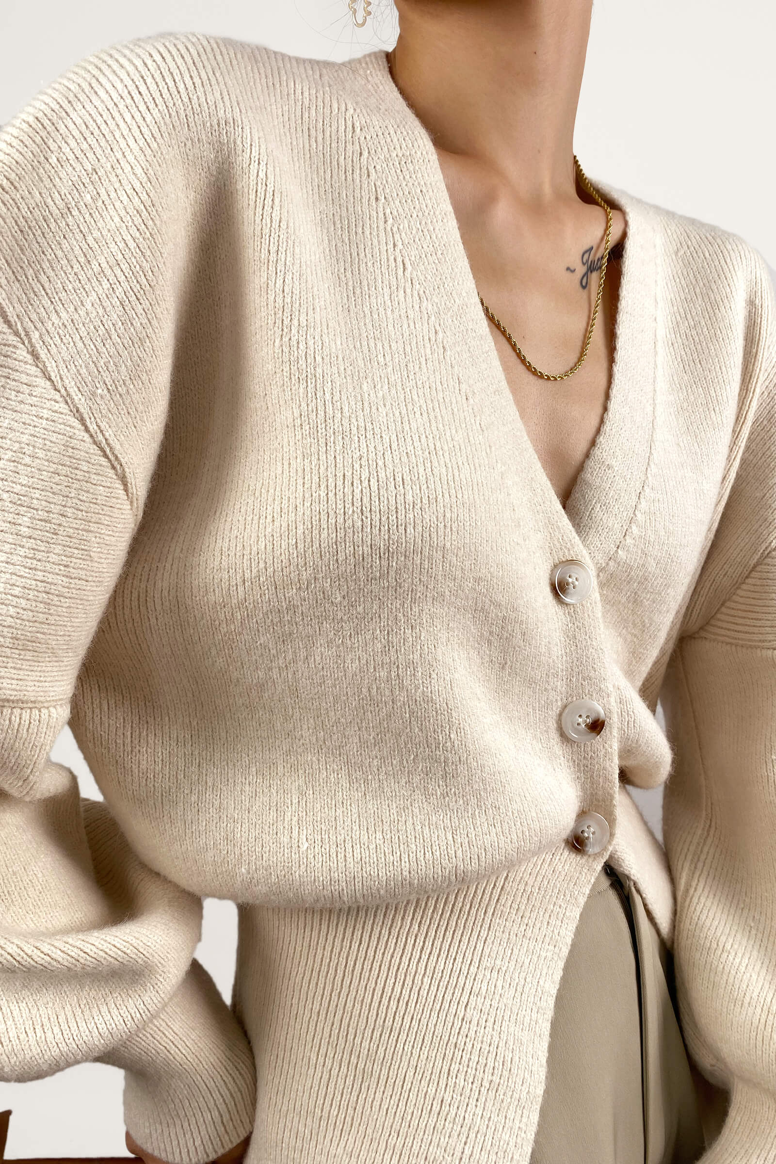 Ivory V-Neck Banded Hem Cardigan
