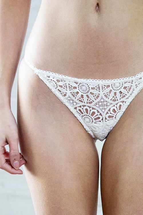 Lace Hollow-out Bra&Thong