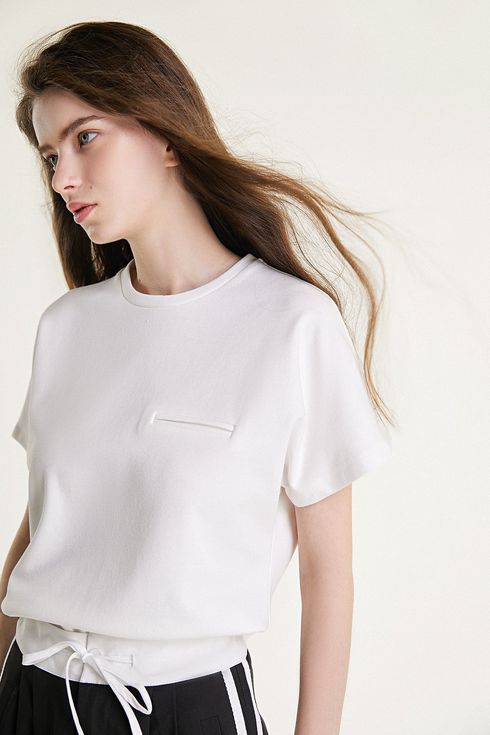 White Mock Welt Pocket Round Neck T-Shirt