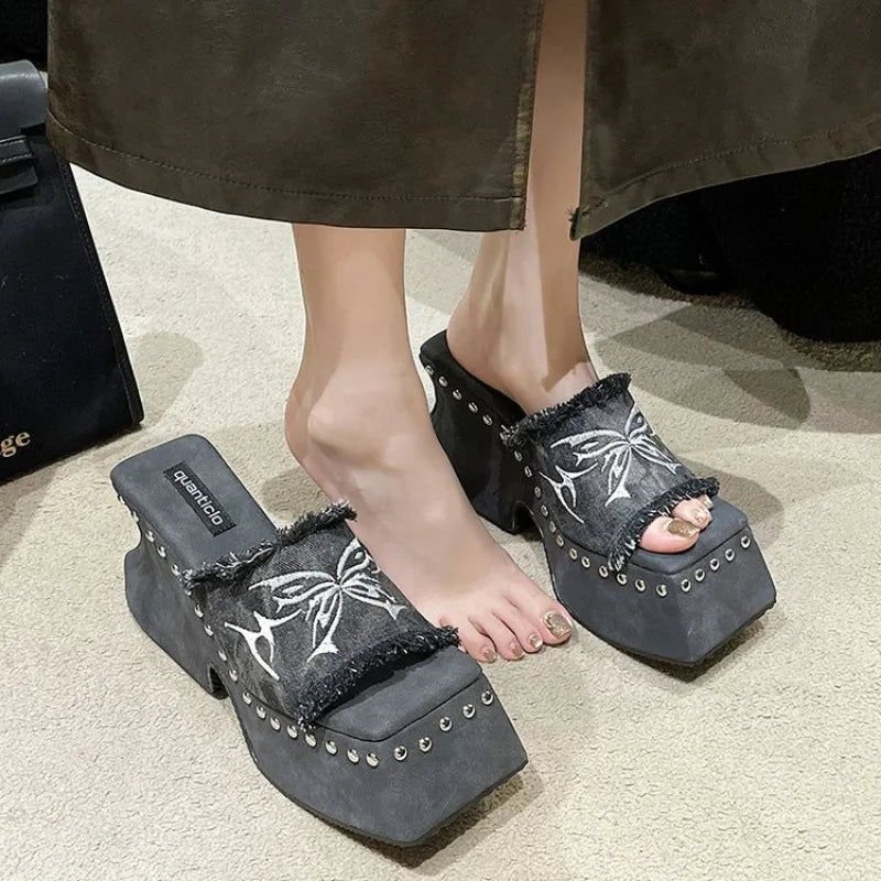 9cm Cool Slippers