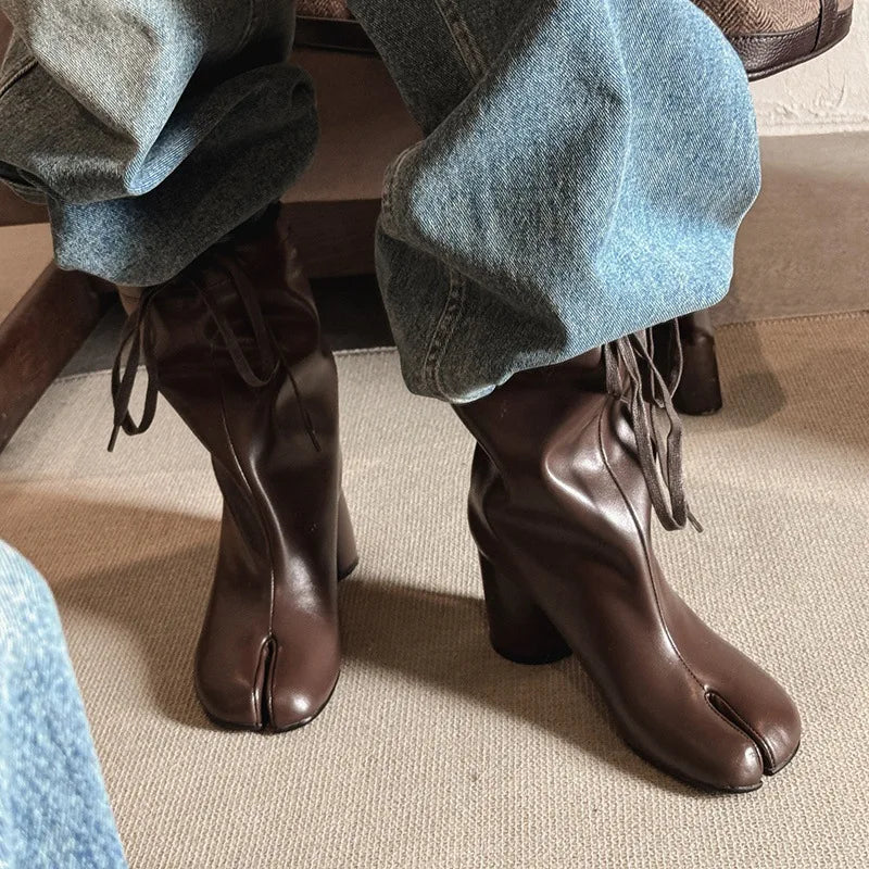 Autumn cowhide Split toe Modern Boots