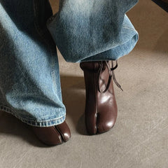 Autumn cowhide Split toe Modern Boots