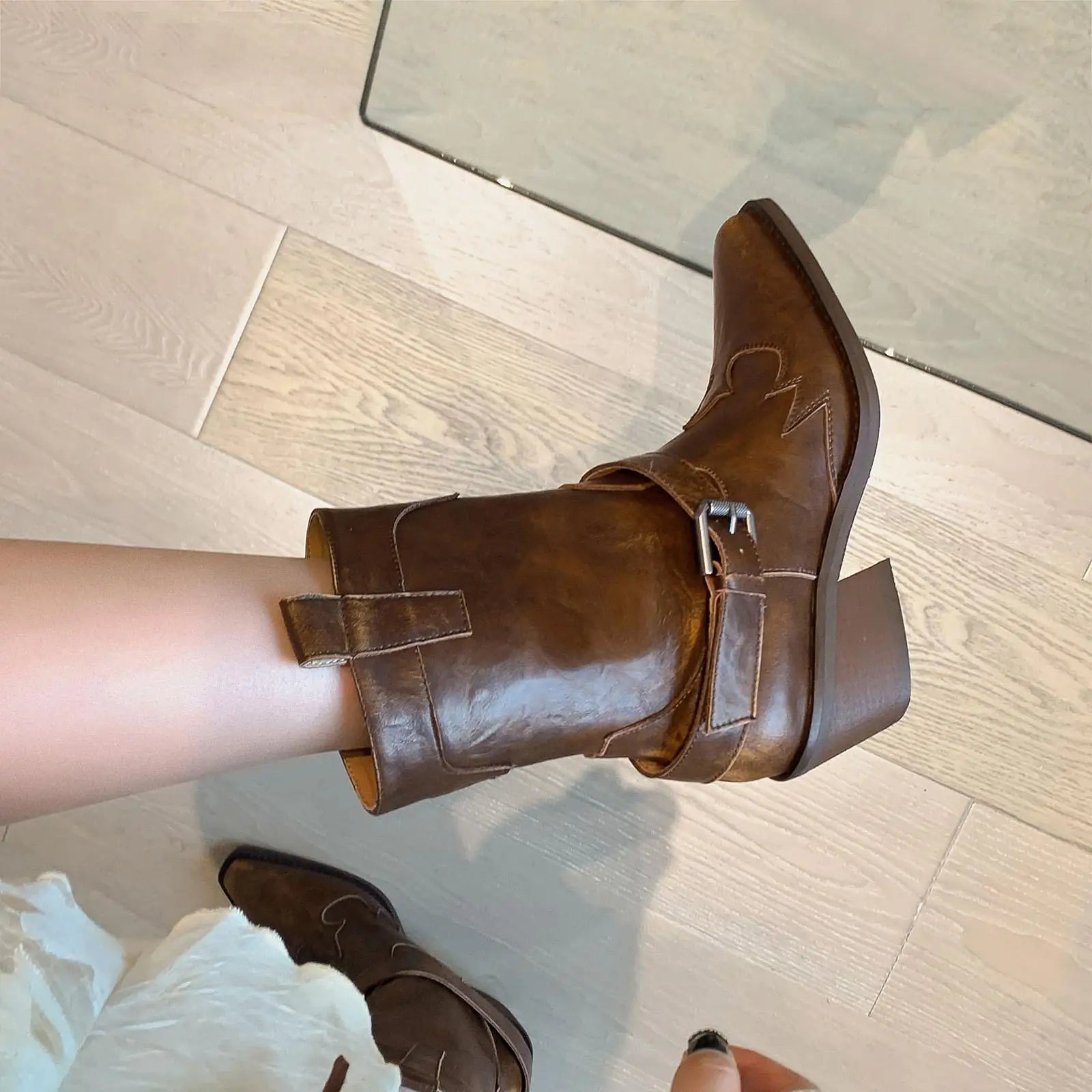 Autumn cowhide embroidery Western Boots