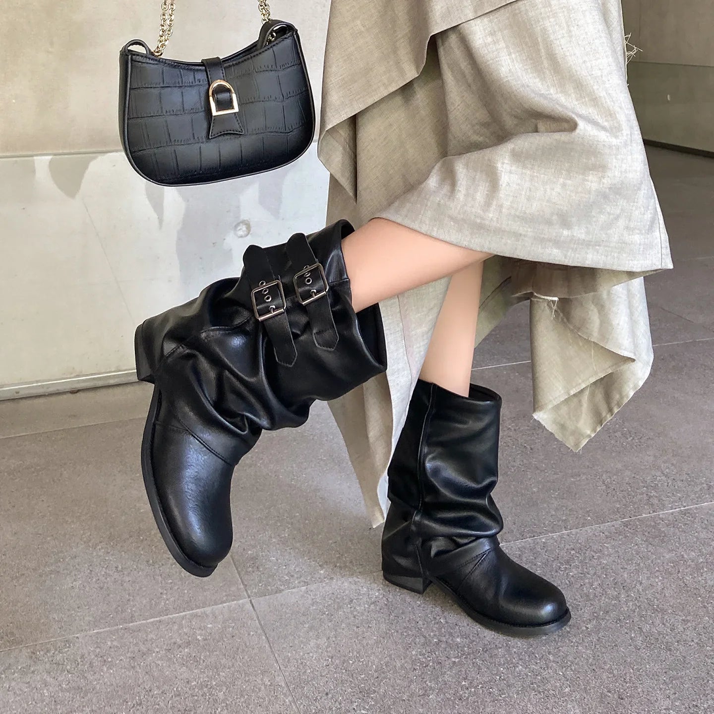 Autumn Belt buckle cowhide Pleated Short Boots