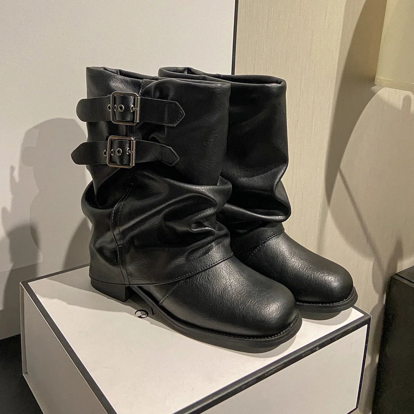 Autumn Belt buckle cowhide Pleated Short Boots