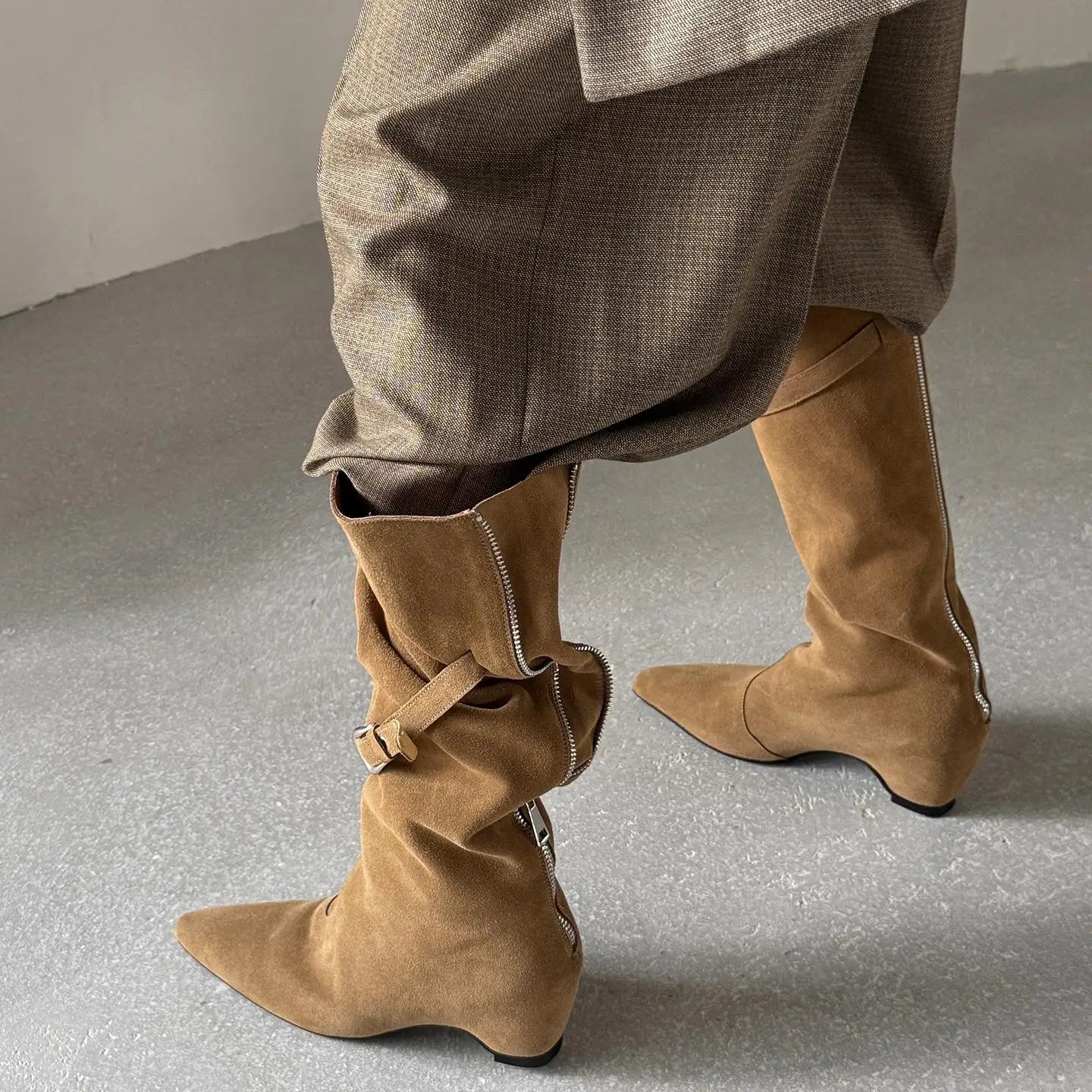 Cow suede Increased Internal Large tubular Boots