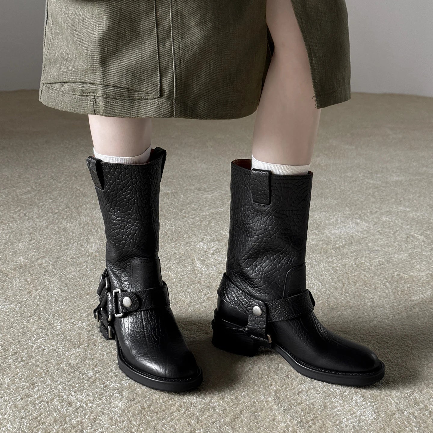 Embossed cowhide Rivet Riding Boots