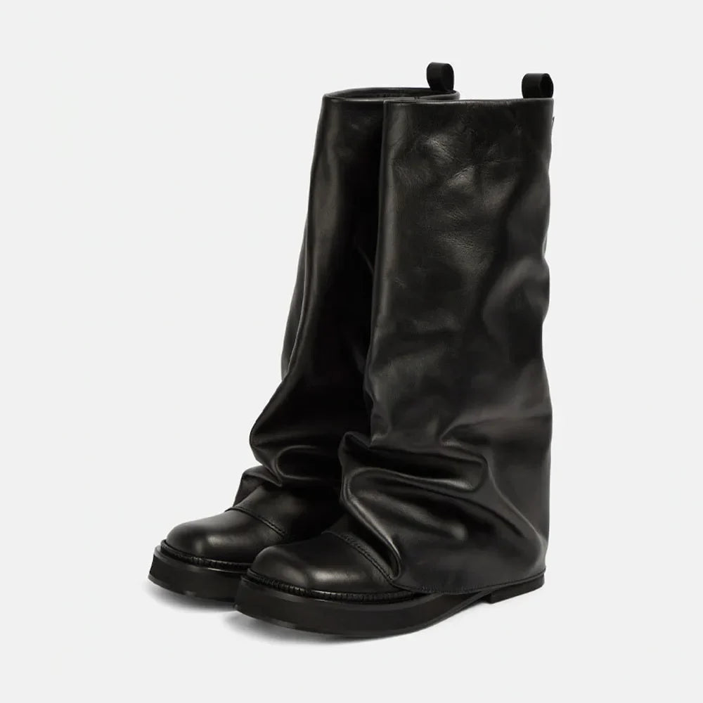 ArdenFurtado Black Trouser legs Knight Boots