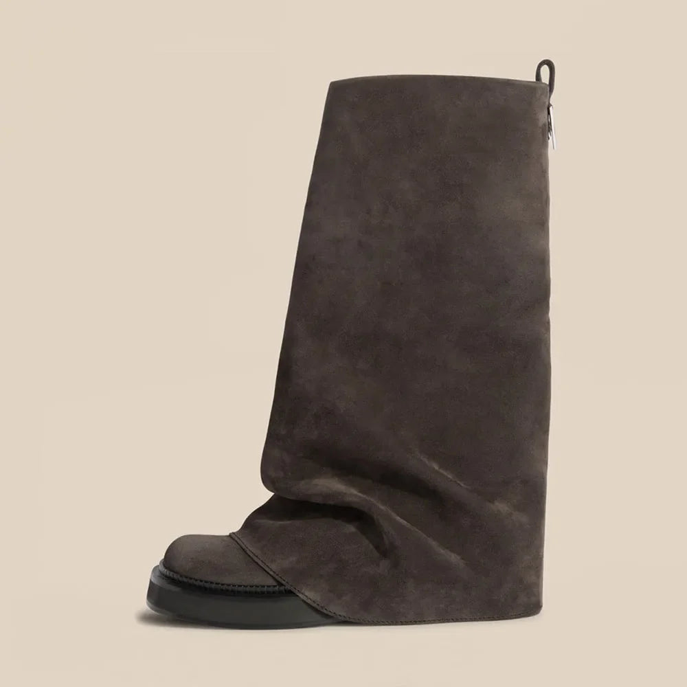ArdenFurtado Black Trouser legs Knight Boots
