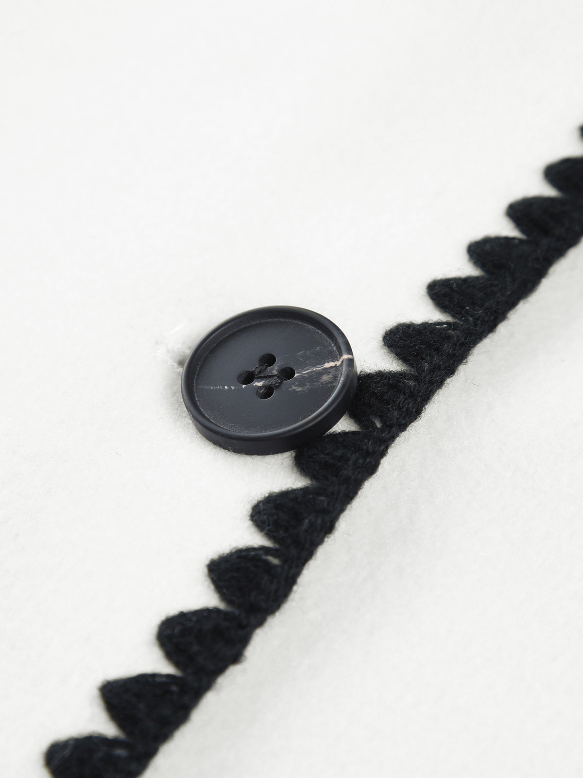 Double Pockets Embroidered Trim Coat With Matching Scarf