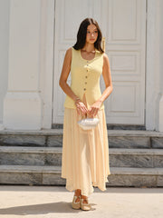 Sleeveless Square-Neck Buttoned Top With Split Hem