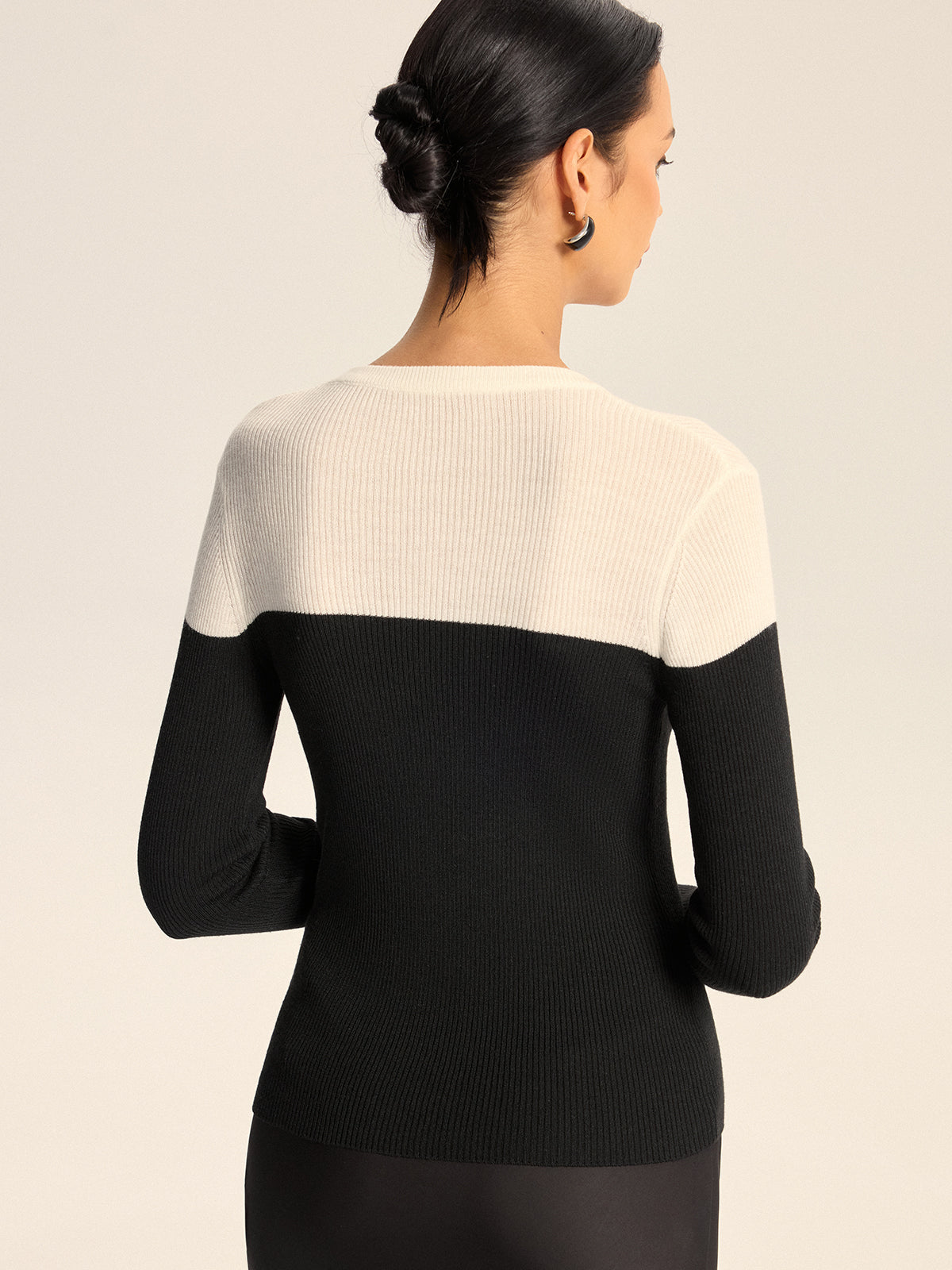 Two-Tone Ribbed Wool Blend Sweater without Belt