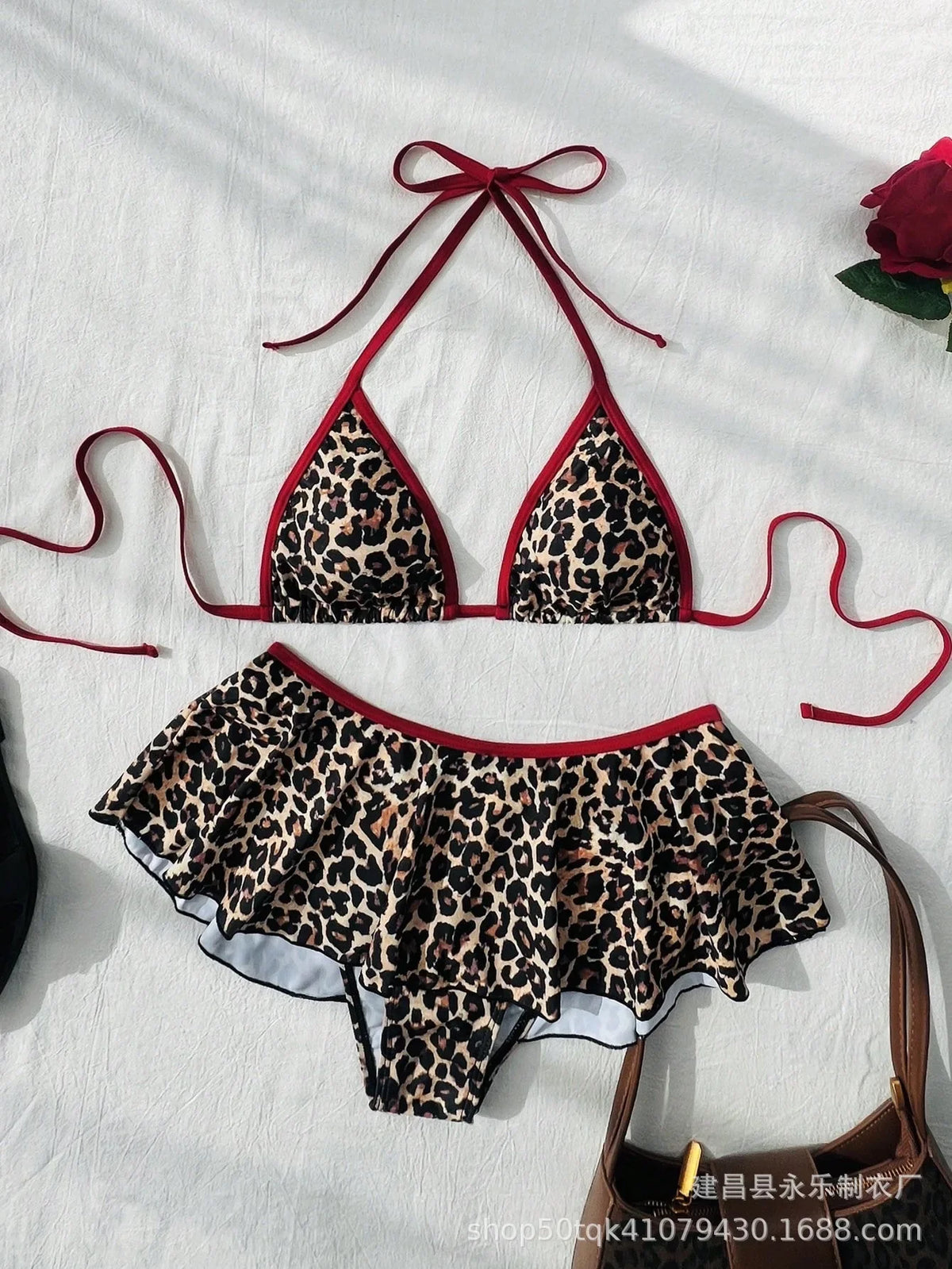 Biquinis Tendência Leopard Print Bikini Seted Triangle Top Backless Tie-Side Swimsuit Roupas De Praia