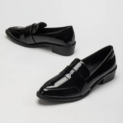 Black Patent Leather Low-Heel Pumps Women Pointed-Toe Sewing Design Chunky Heel Loafers Retro British-Style Office Shoes