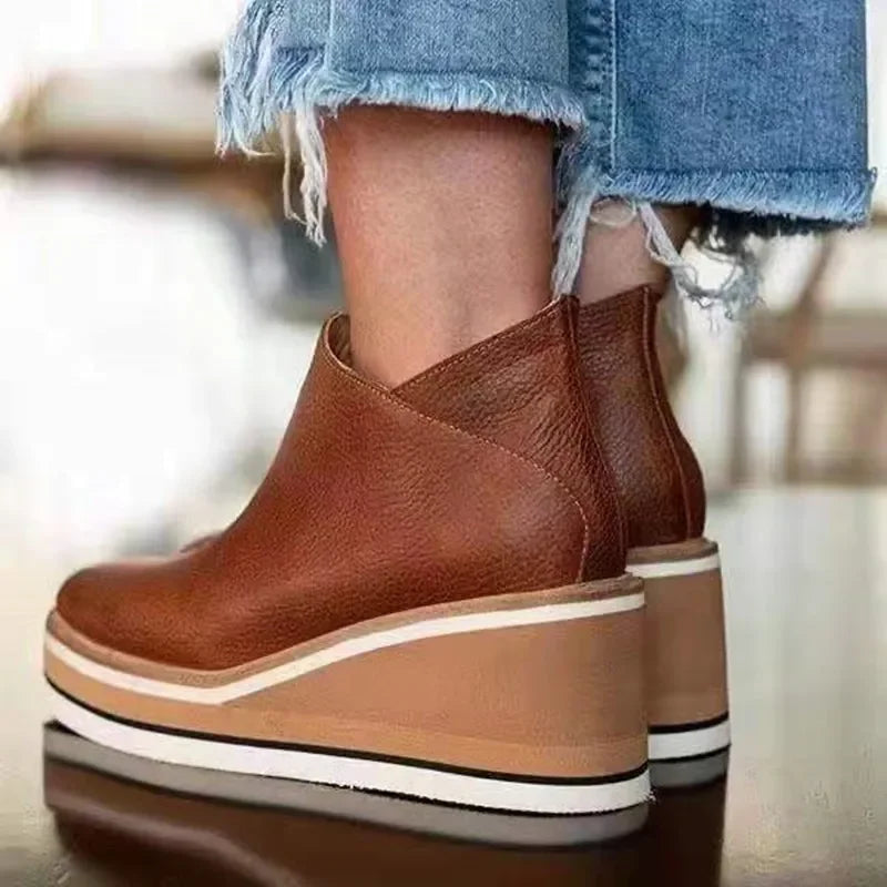 Flat Women's Zipper Boots