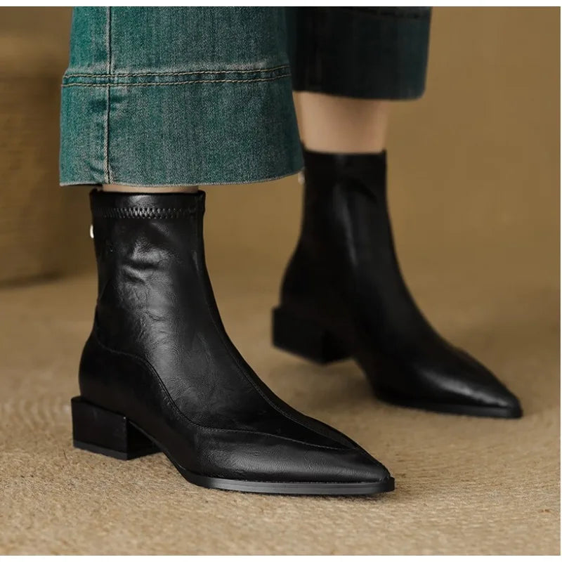 Designer Woman Elastic Boots