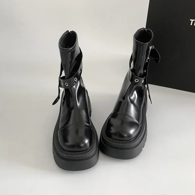Fad Ankle Boots