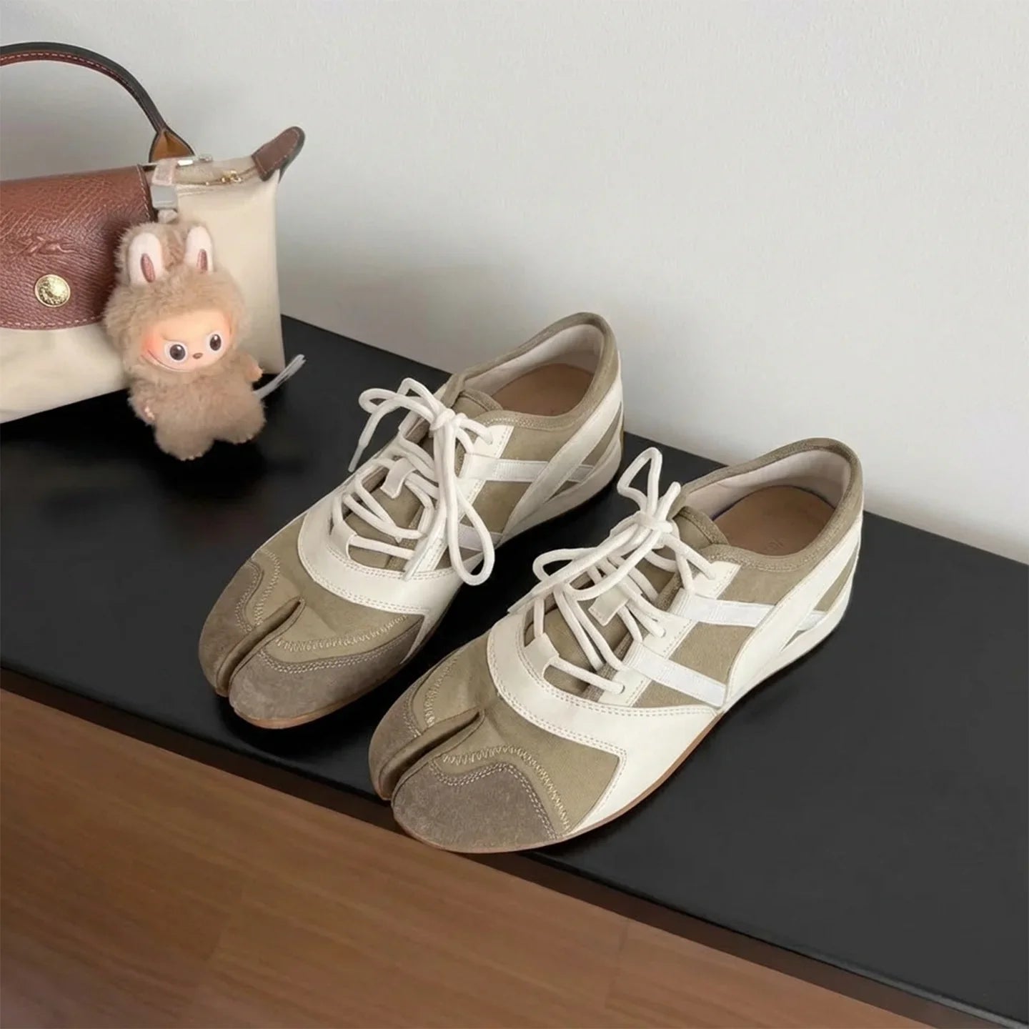 Designer Split Toe Women's Sneaker