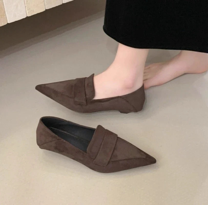 High-quality Black Soft Leather Low Heel Pumps Women Pointy Toe Sewing Design Loafers Elegant Commuting Office Shoes