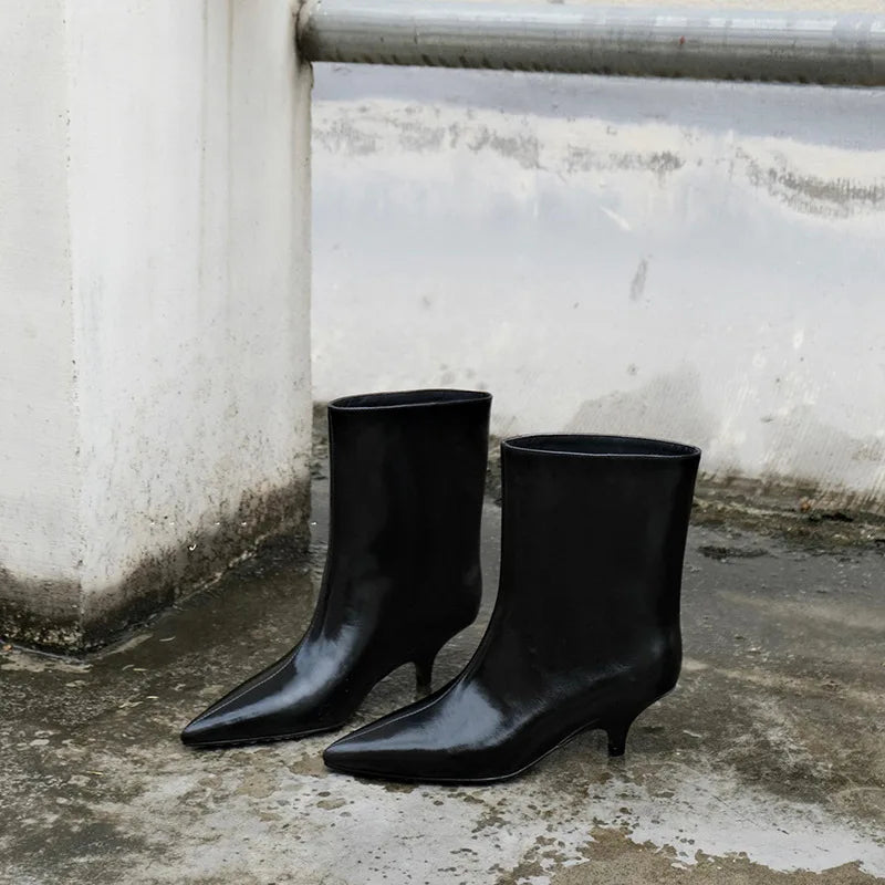 Kitten Heel Temperament Boots