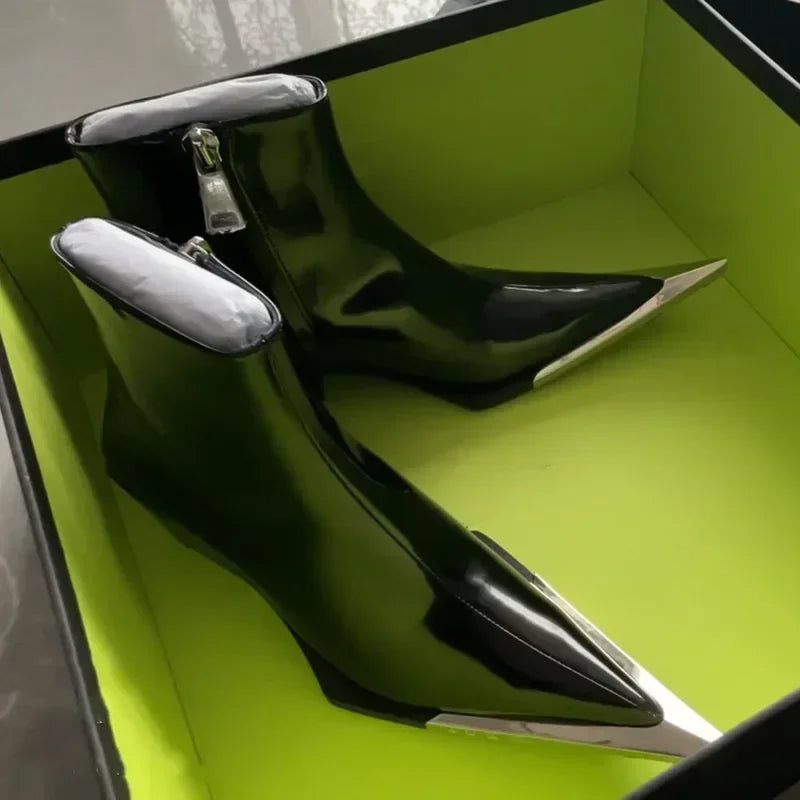 Luxury Designer Pointed Toe Chelsea Boots
