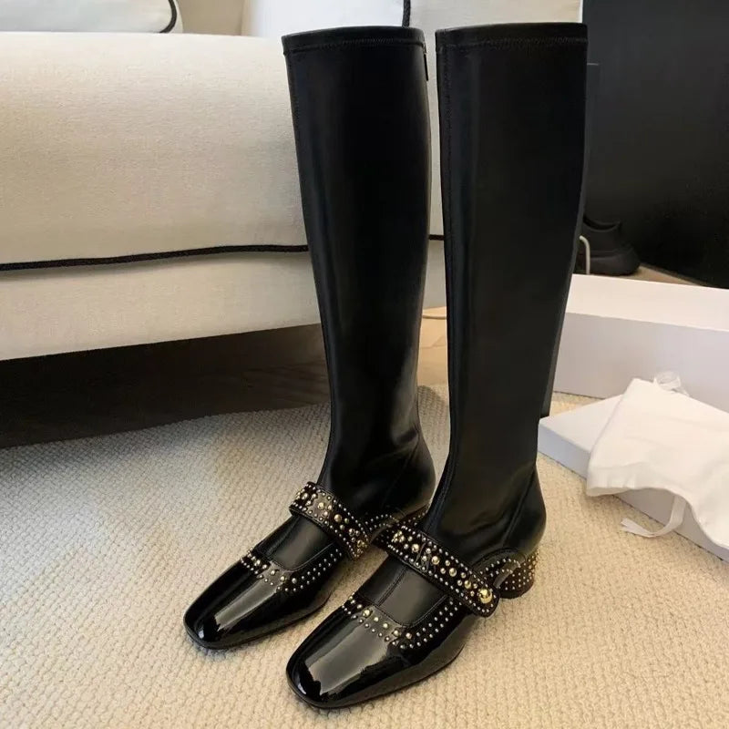 Luxury Metal Rivet Decoration Design Ankle Boots