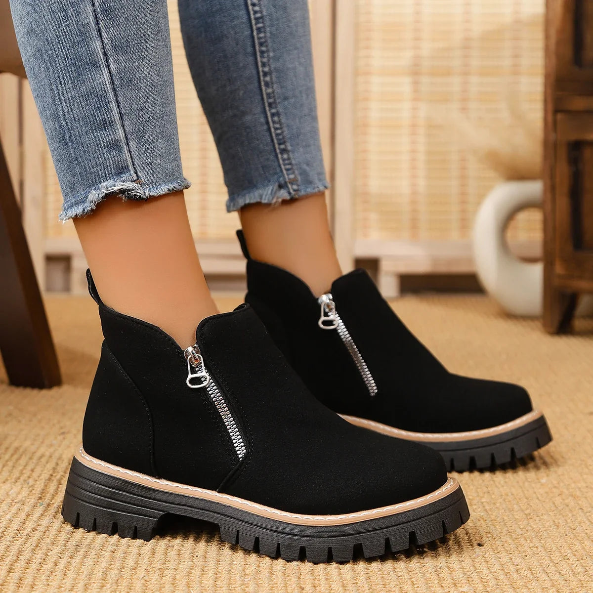 Women Simple Stylish Boots